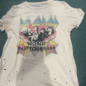 Def Leopard CHASER graphic t shirt size medium